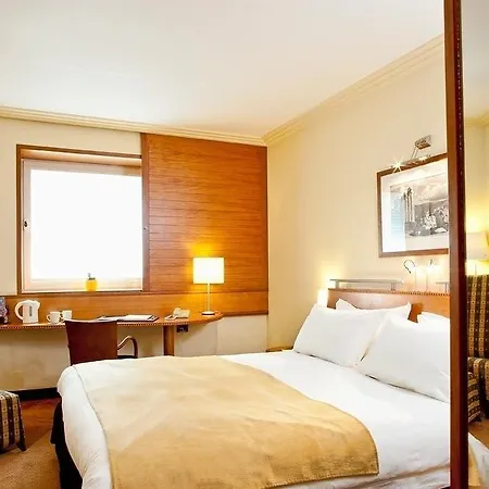 Sofitel Athens Airport Otel 5*